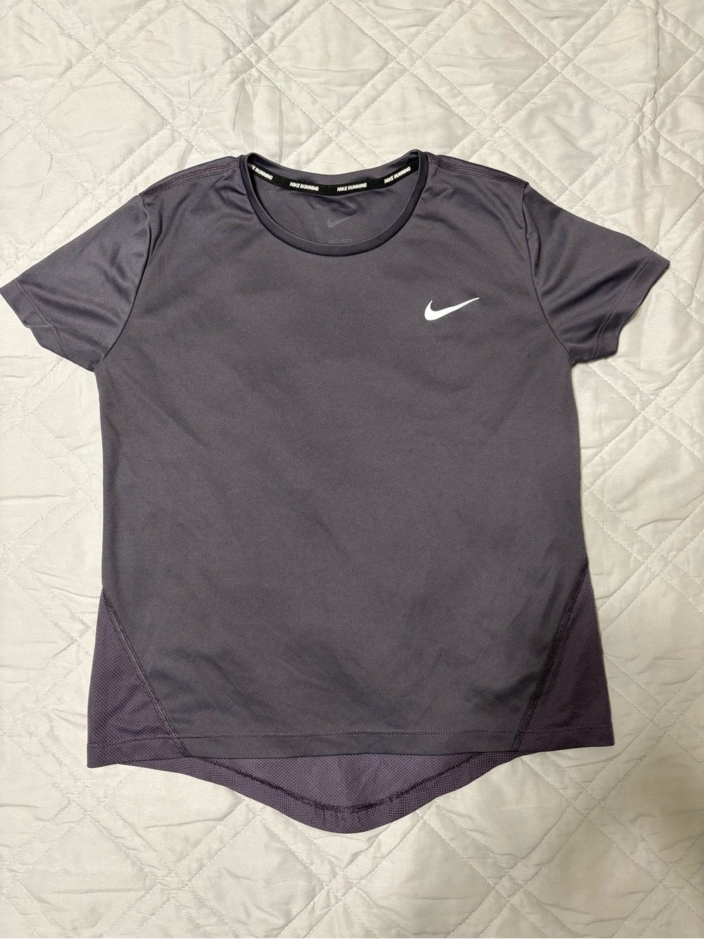 Nike Women’s Dark Purple Short-Sleeve Performance Jersey